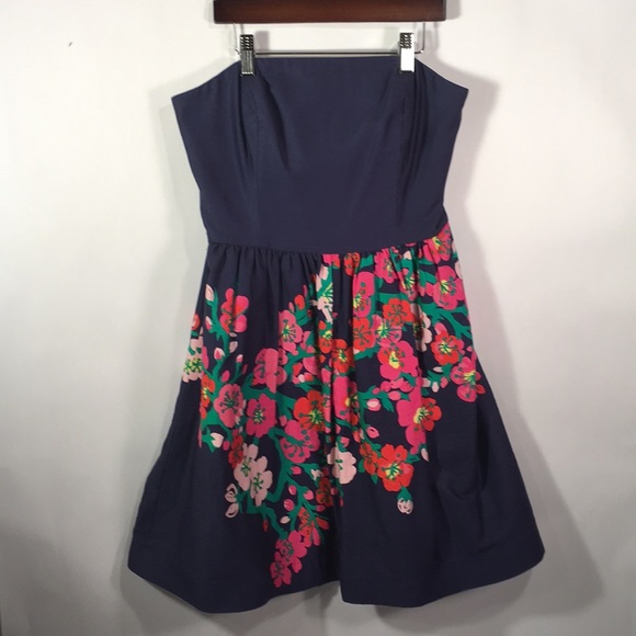 Lilly Pulitzer Dresses & Skirts - Lily Pulitzer Strapless Dress